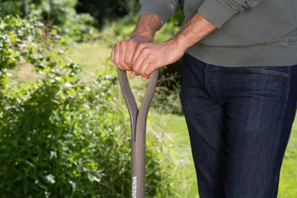 BÊCHE GARDENA NATURELINE  POINTUE FSC 100% – Image 4